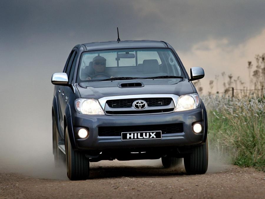  Toyota Hilux Double Cab 2008 года  (ZA) (фото 2 из 24)